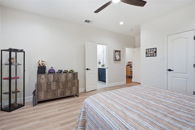 Building Photo - 5315 Cree Dr