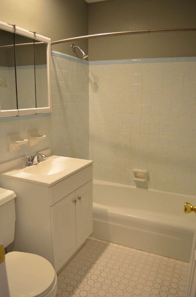 Building Photo - Beautiful corner lot home!