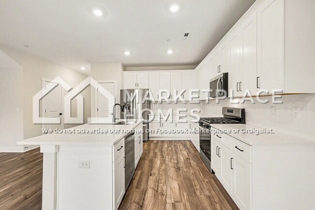 Building Photo - 4017 Norman Dr