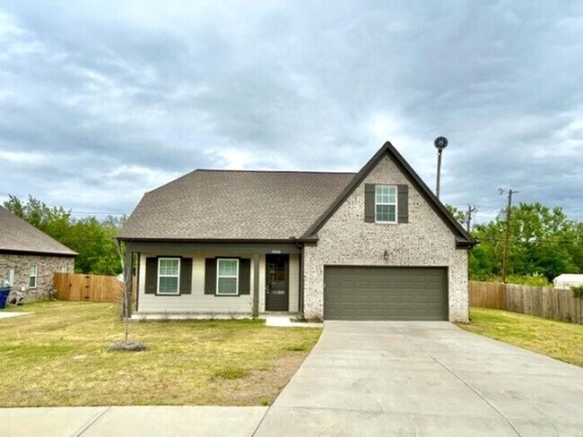 Primary Photo - Now Leasing a4 Bedroom 2.5 Bath Home In Ol...