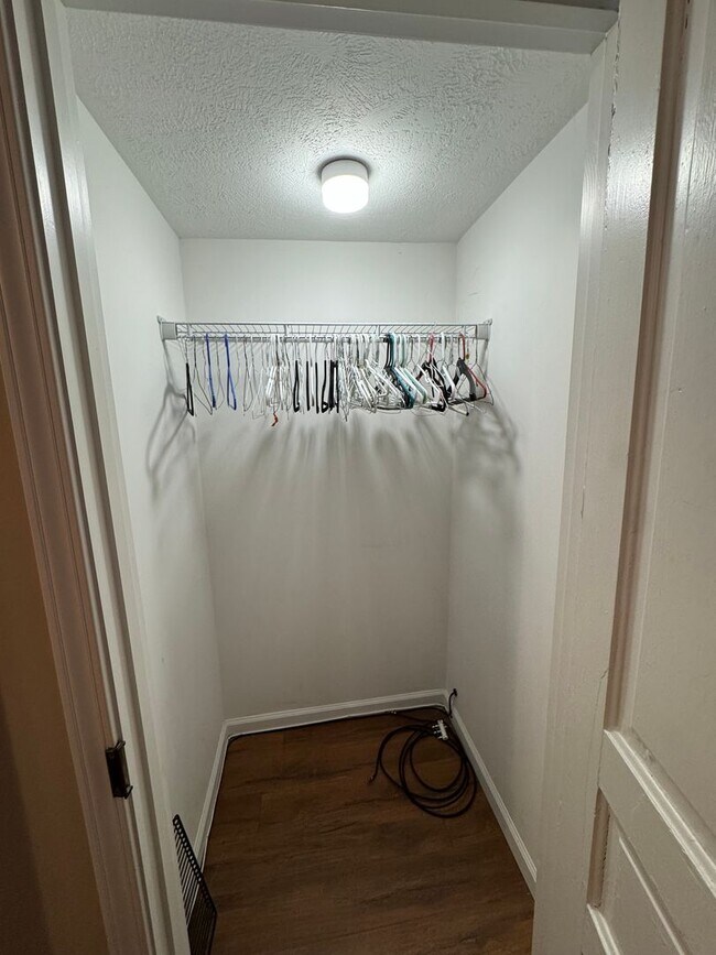 Building Photo - Beautifully Renovated 3BR Row Home in Deutschtown – Spacious, Modern & Incredible Location