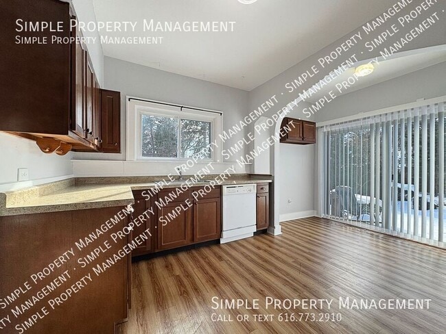 Building Photo - 507 Glenwood Ave SE