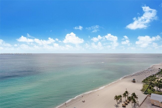 Building Photo - 18501 Collins Ave