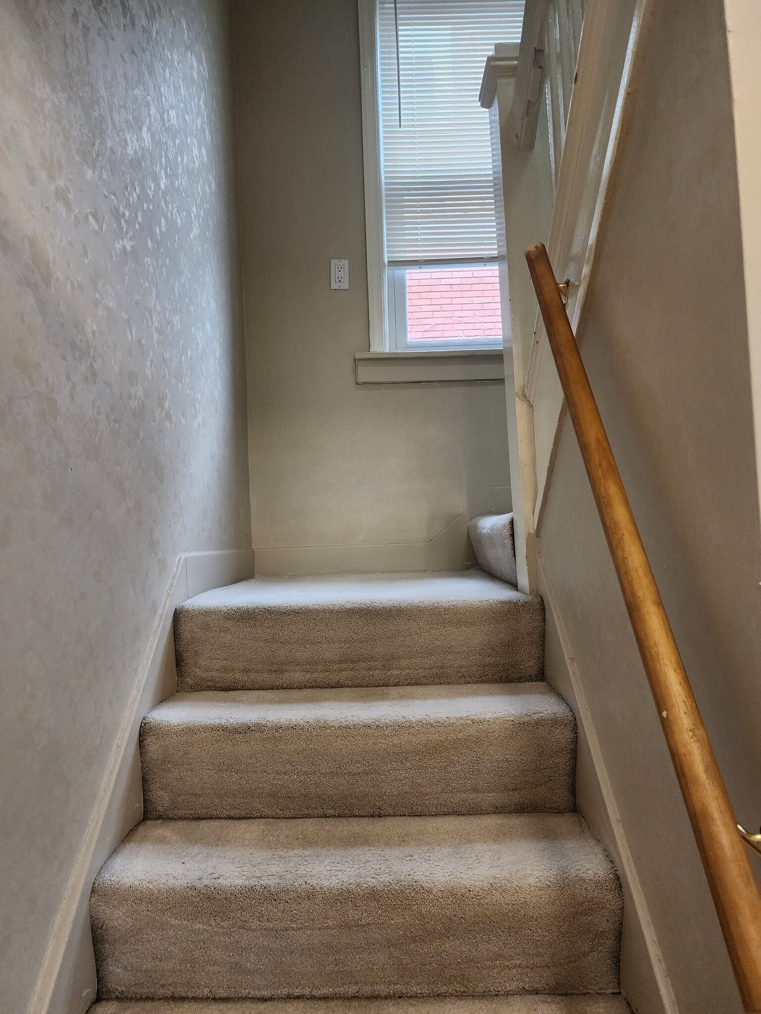 Building Photo - 5505 Beacon St