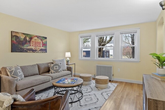 Building Photo - 50 Spruce St