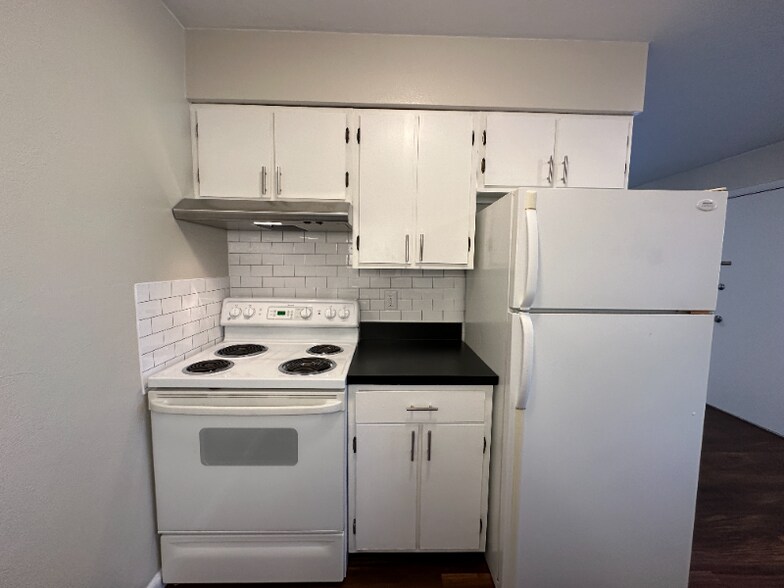 Building Photo - 6995 W 200 N