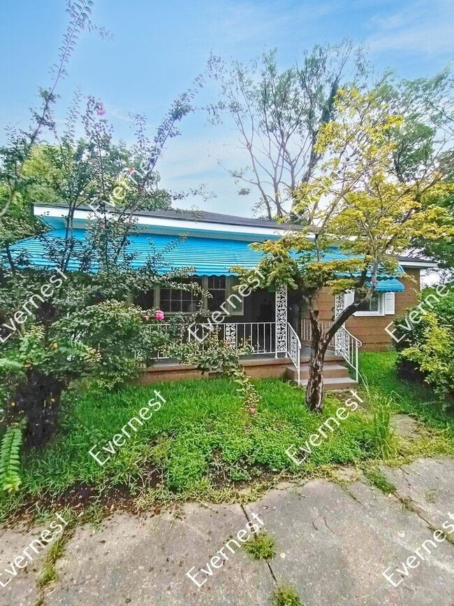Primary Photo - 3402 33rd Ct N