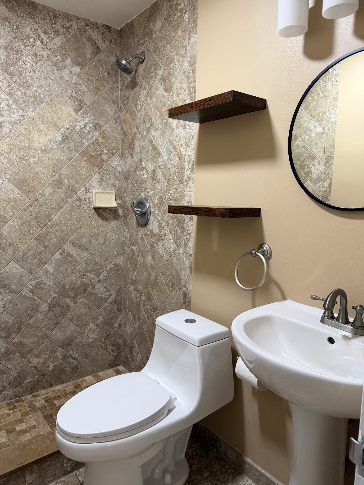 Bathroom 2 - 941 Crystal Lake Dr