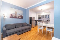 Building Photo - 340 E 80th St