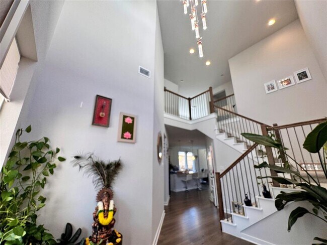 Building Photo - 2213 Nightjar Song Dr