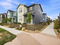 Building Photo - 2135 Arborwood Ln