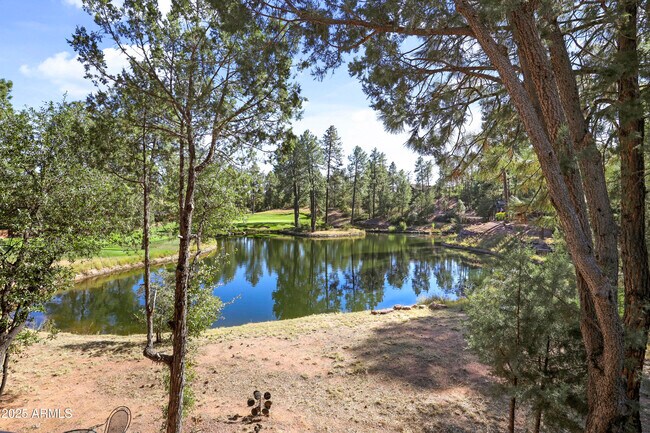 Building Photo - 2609 E Pine Island Ln
