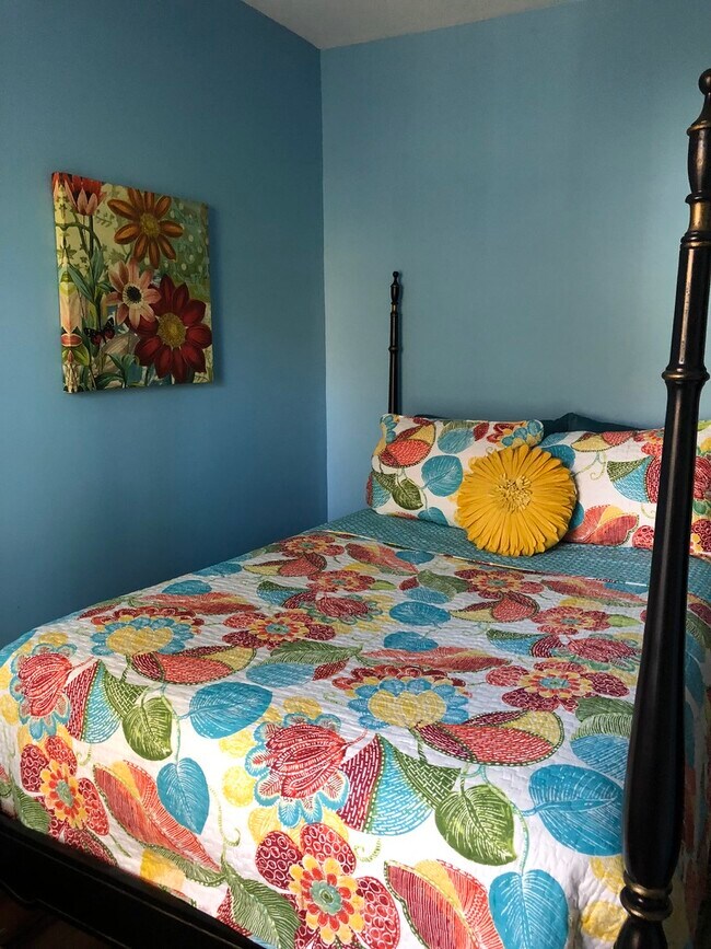 Building Photo - 38 Bumpy Ln