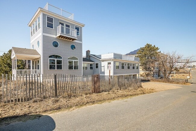 Building Photo - 33 Fordham Way