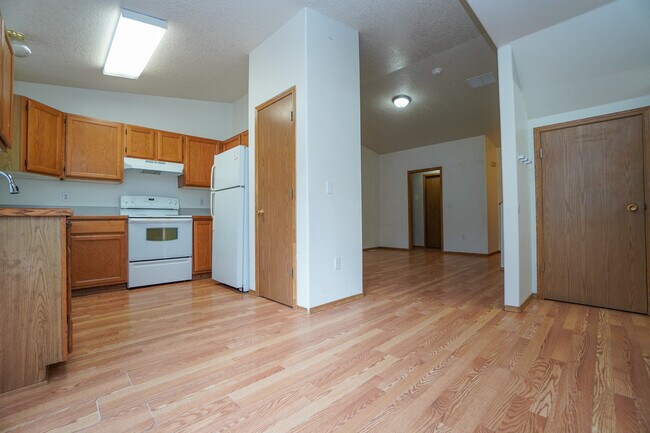 Building Photo - 265 N Paradise Ave