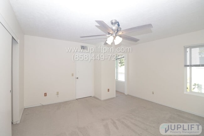 Building Photo - Spacious 3-Bedroom Pool Home in Oceanside ...