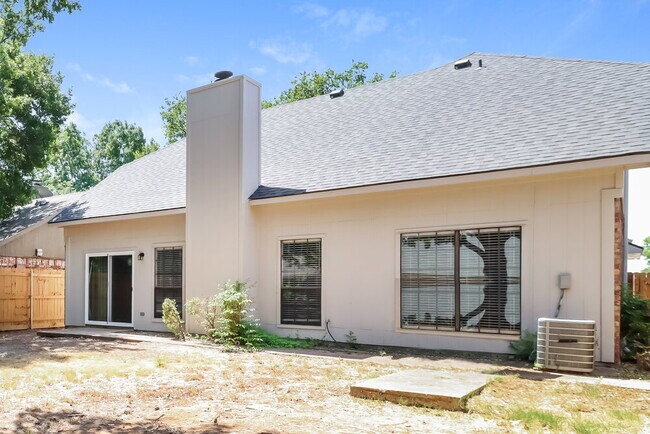 Building Photo - 8841 Elbe Trail