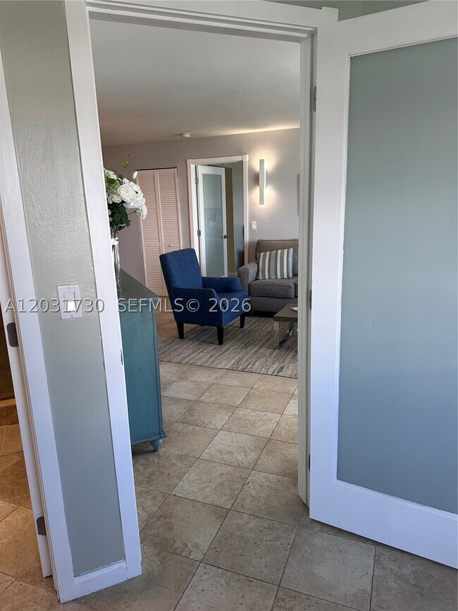 Building Photo - 5880 Collins 1203