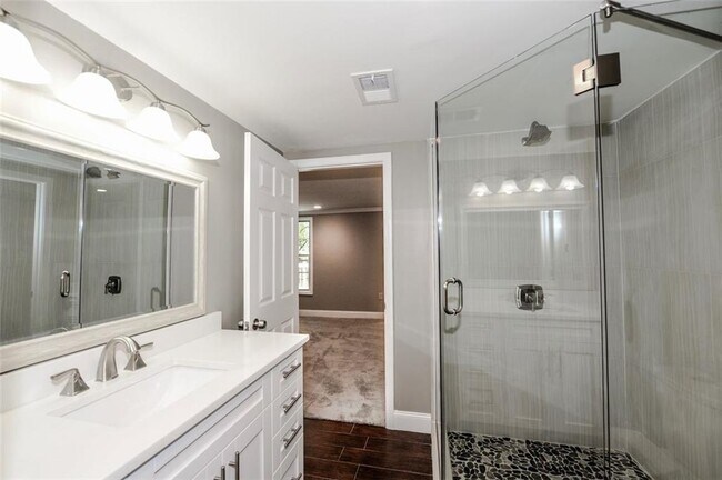 Building Photo - 515 Abbotts Hill Ln