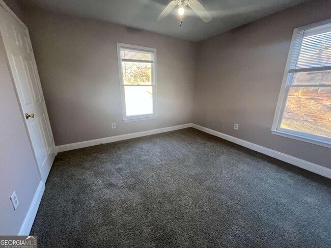 Building Photo - 100 Fair Oaks Dr