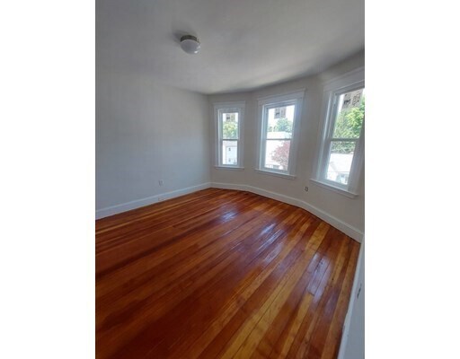 Building Photo - 11 Groveland St