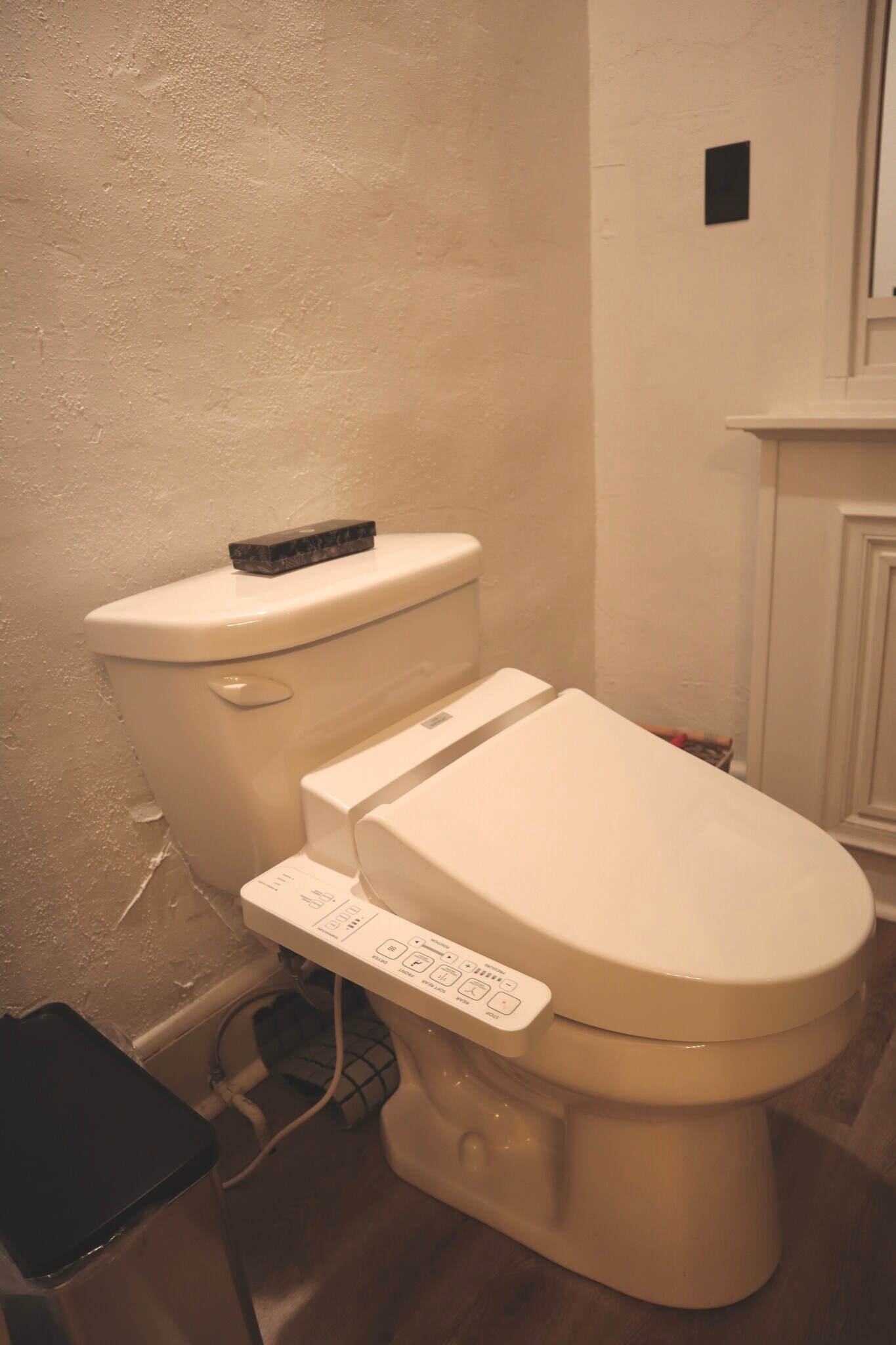 Building Photo - 618 Adams Street NE