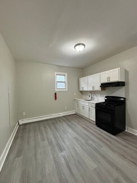 2A - 951 Clinton Ave