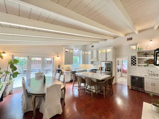 Building Photo - Spacious Remodeled Home Near El Dorado Park
