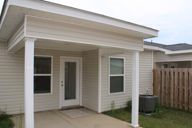 Building Photo - 8116 Bannock Cir