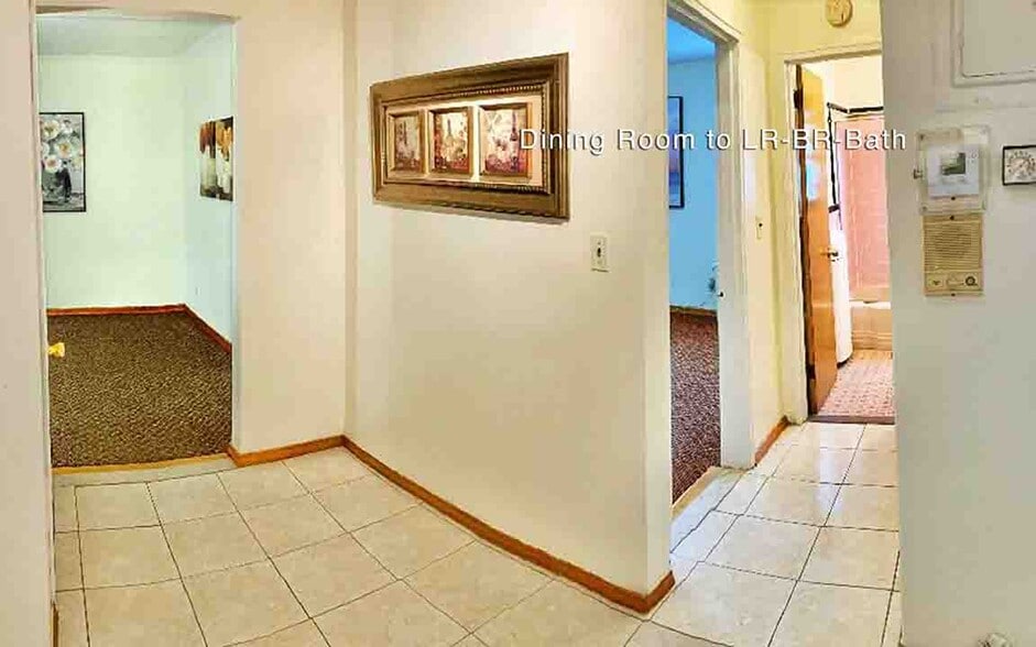 Building Photo - 25616 Hillside Ave