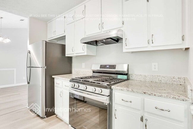 Building Photo - 110 Bradley Pl