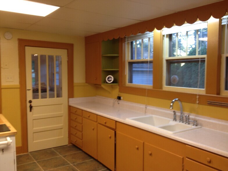 Building Photo - 11 Trexler Rd