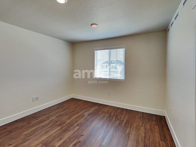 Building Photo - 6615 W Achievement St