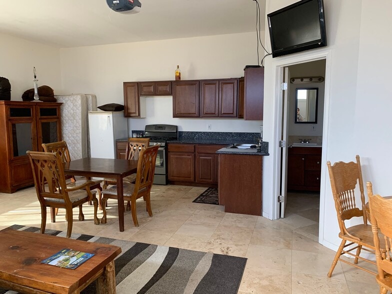 Building Photo - 17891 Alps Dr