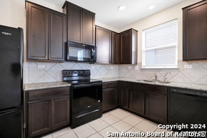 Building Photo - 2407 Sunset Bend