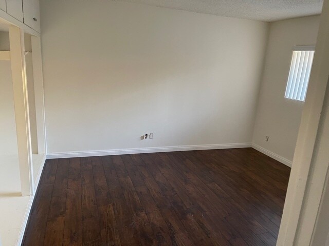 Building Photo - 816 W Colorado Blvd