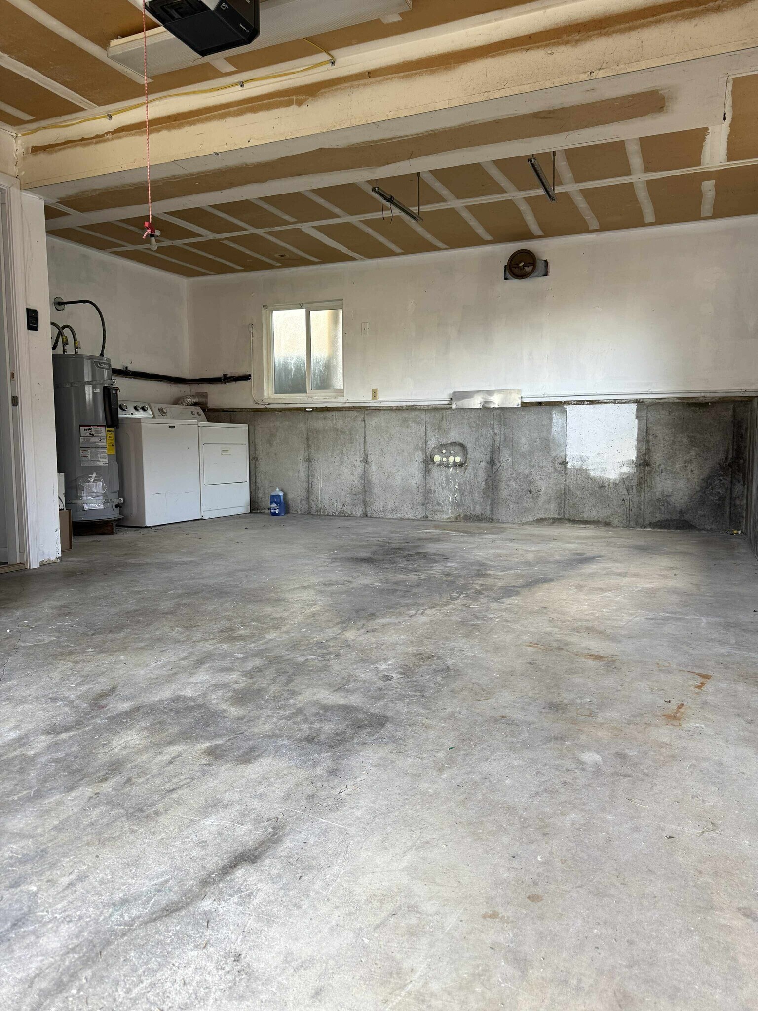 Building Photo - 5036 N Frace Ave