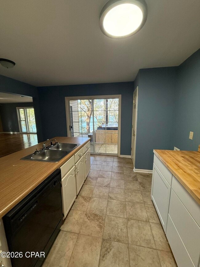 Building Photo - 3158 Lucas Lake Rd