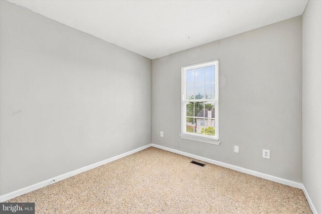 Building Photo - 903 Glen Falls Ct