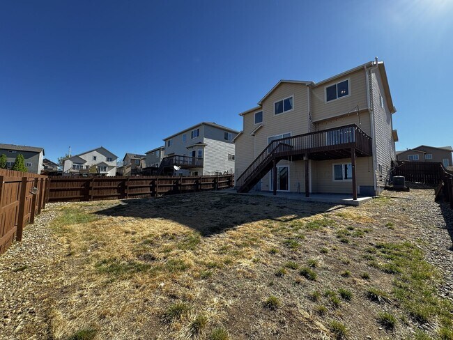 Building Photo - 5 Bedroom House in Security-Widefield with Stunning Views of Pikes Peak