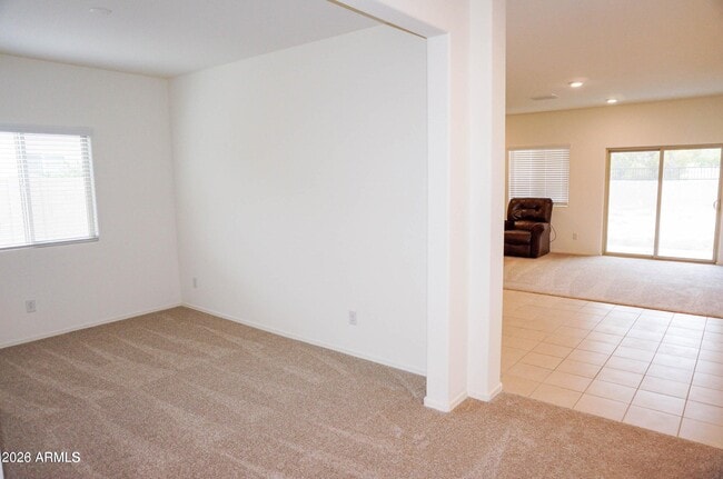 Building Photo - 104 E Moonlight Trail