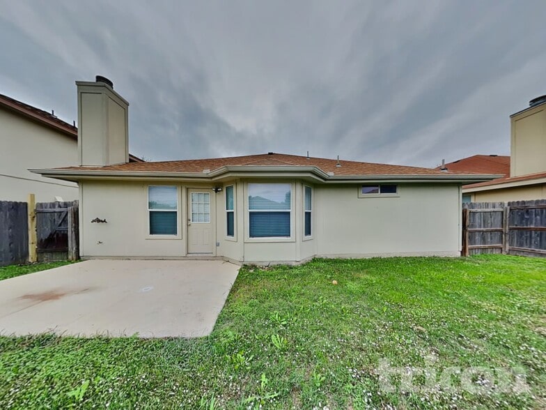 Building Photo - 8527 Sea Rim Dr