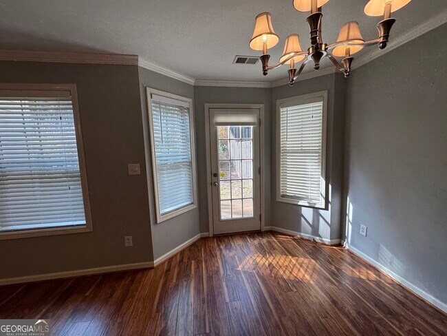 Building Photo - 106 Cypress Ct