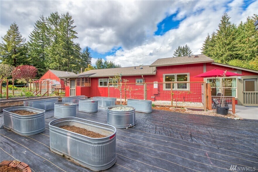 Building Photo - 719 Division St NW