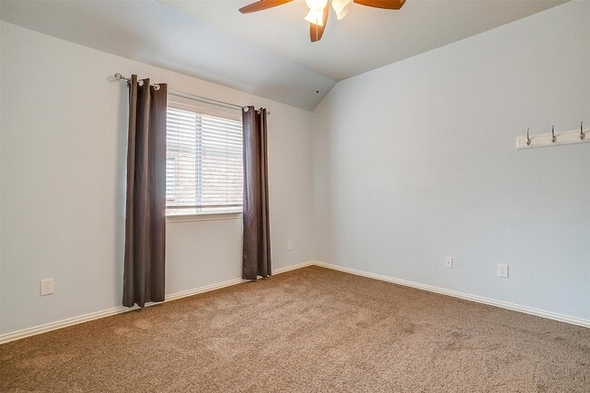 Building Photo - 1721 Castle Creek Dr