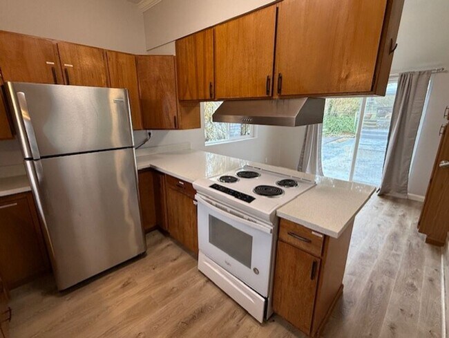 Building Photo - Alfi 23801 Duplex - Mountlake Terrace