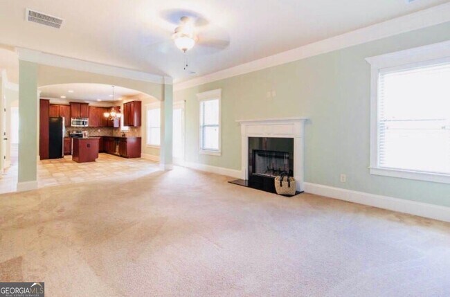 Building Photo - 75 Village Park Dr