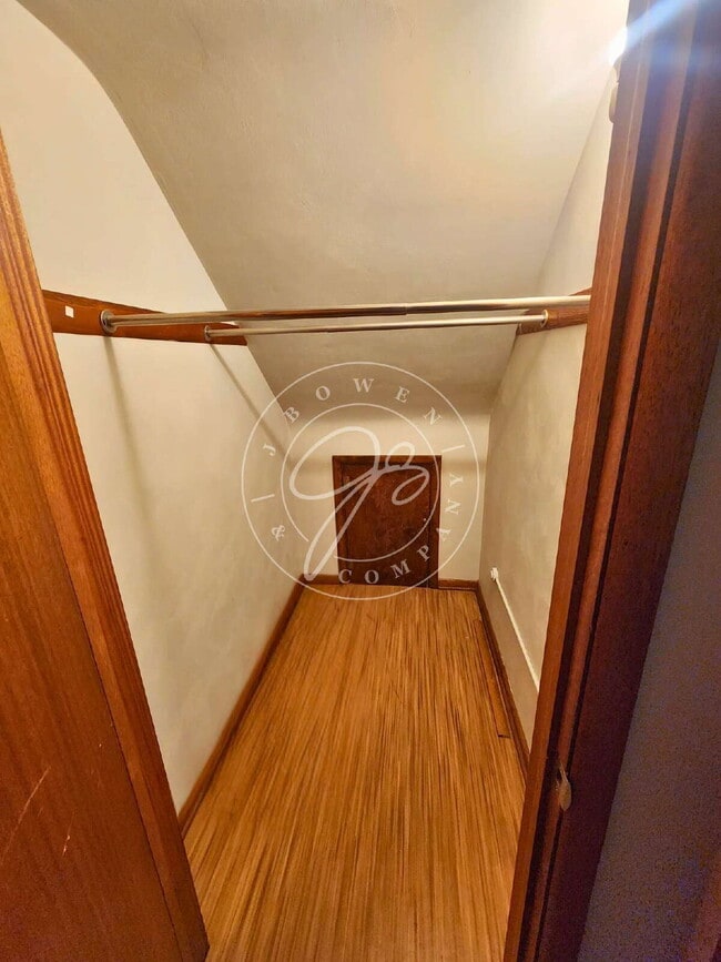 Building Photo - Must see to truly appreciate! This unique 3-bedroom, 2.5-bath unit within a 4-unit complex offers...