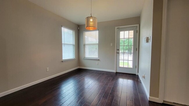 Building Photo - 374 Sampson