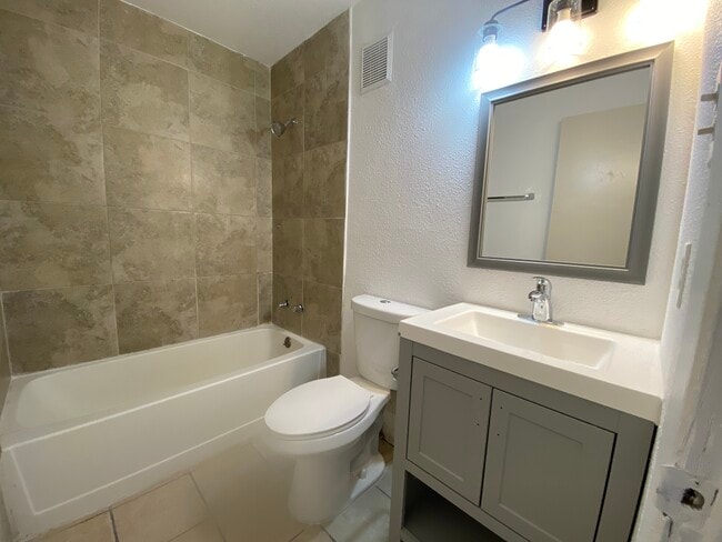 Building Photo - 3401 Fred Wilson Ave